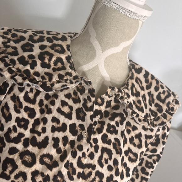 Brand new cheetah print collared button up shirt - Picture 4 of 5